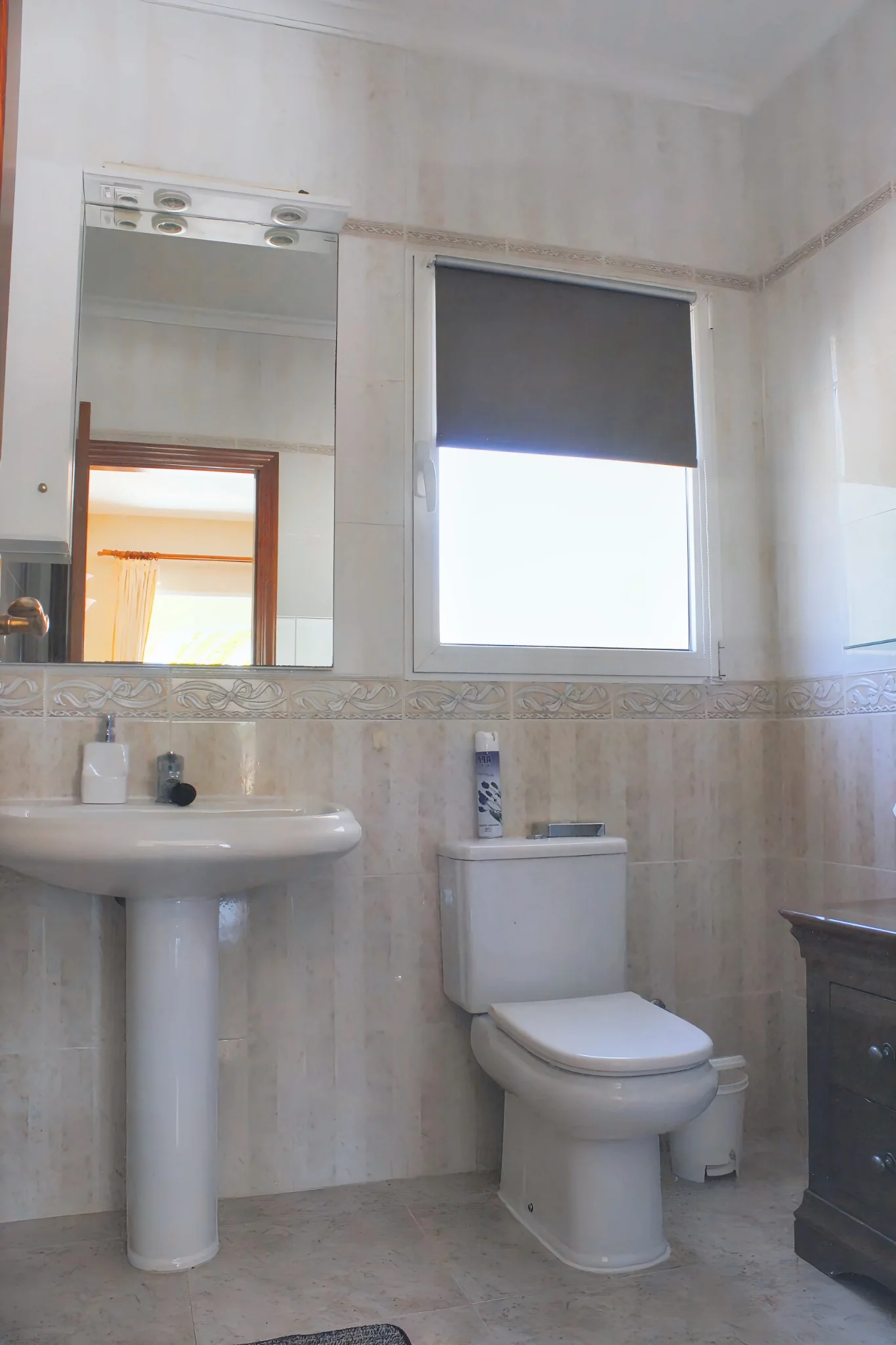Private bathroom and practical details