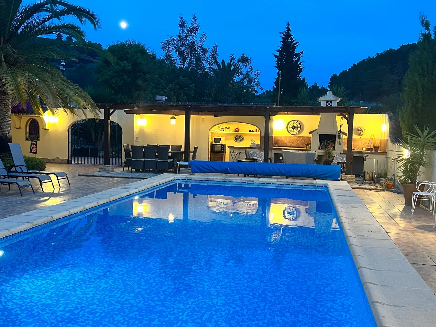 Villa Lobos pool at twilight